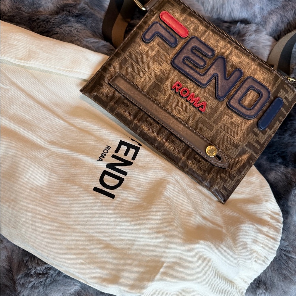 Fendi Brown cross body with Blue and Red Accents - Picture 9 of 11